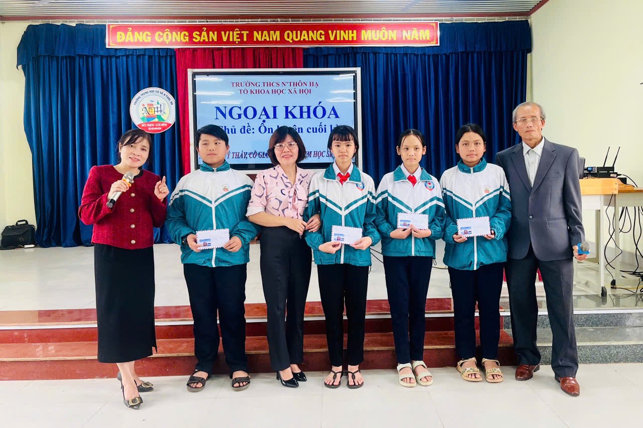 NGOẠI KHÓA ÔN TẬP CUỐI KỲ 1