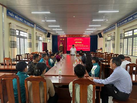 ''''''''A group of people sitting at a table

AI-generated content may be incorrect.''''''''