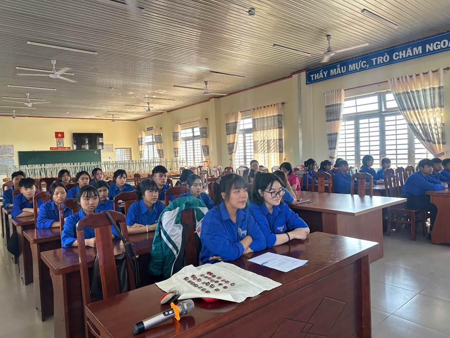 ''A group of people sitting at desks in a classroom

AI-generated content may be incorrect.''